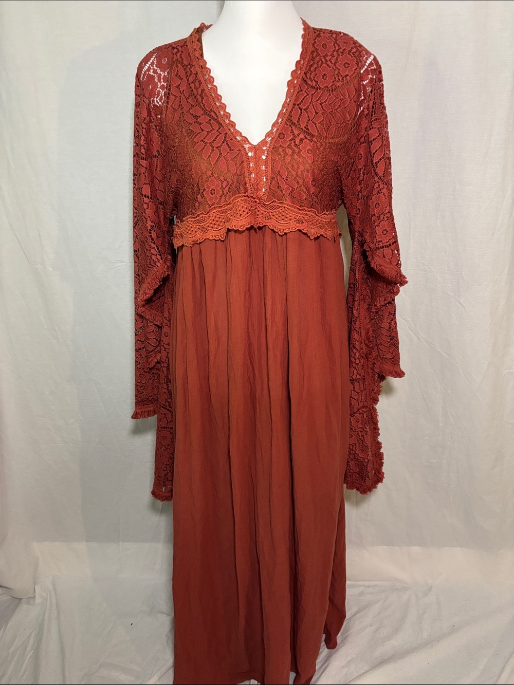 Lace-Trim Boho Hippie Renaissance Maxi Dress in Rust Red